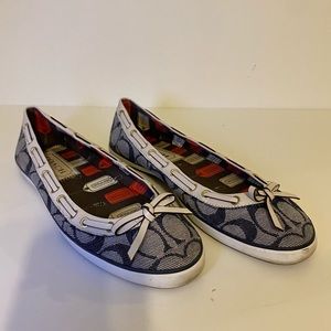 Authentic Coach flats